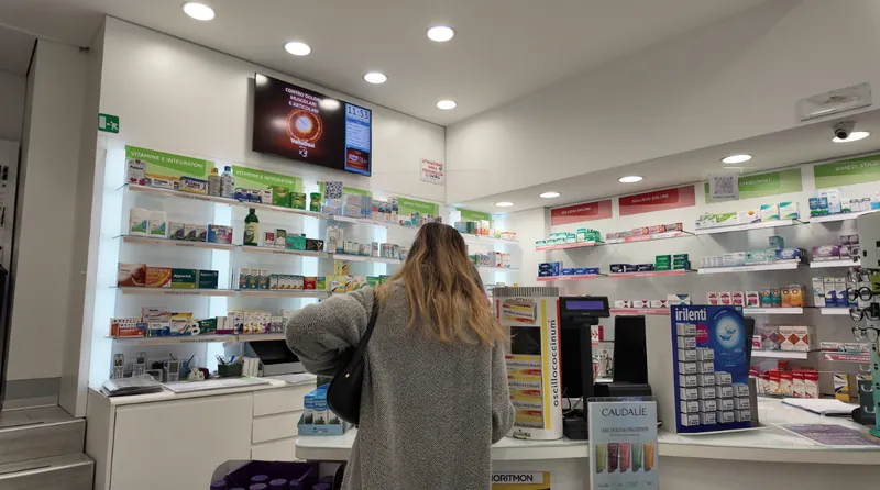 Schermi Digitali — Farmacie Valore Salute